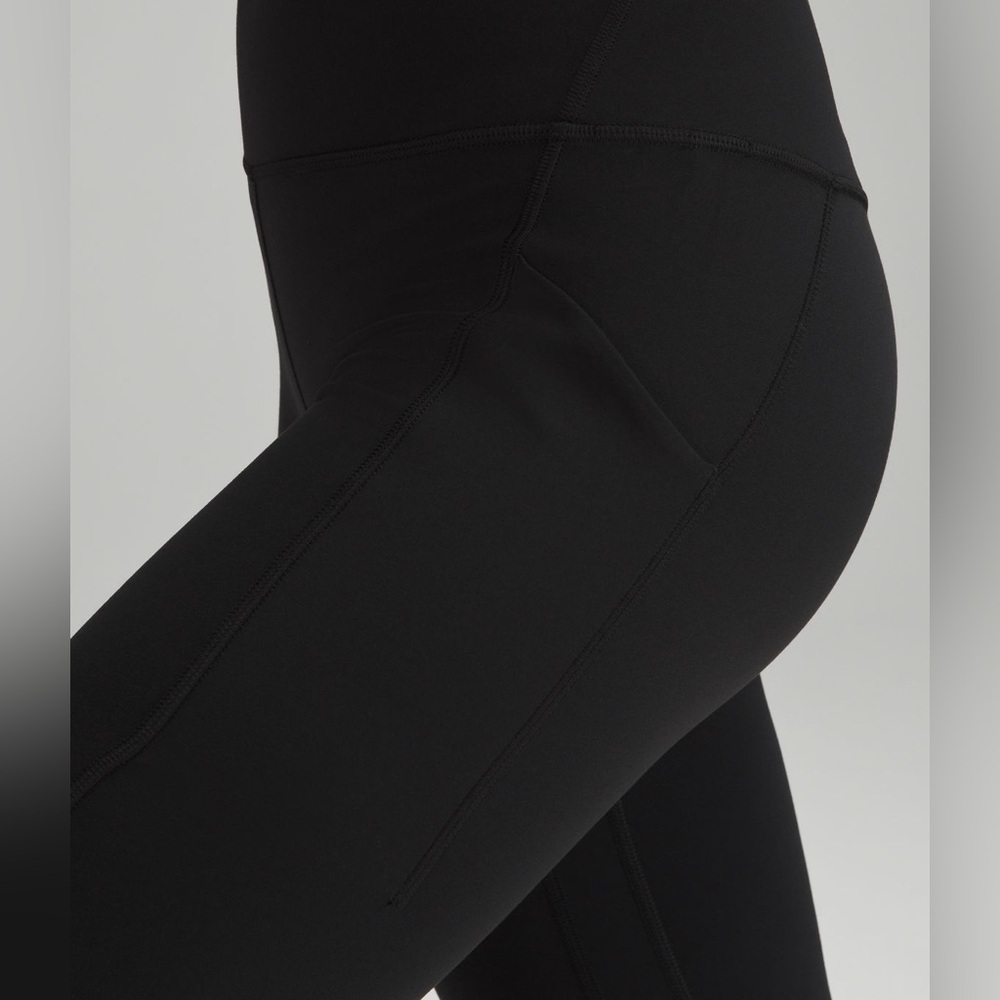 Lululemon Align leggings with pockets